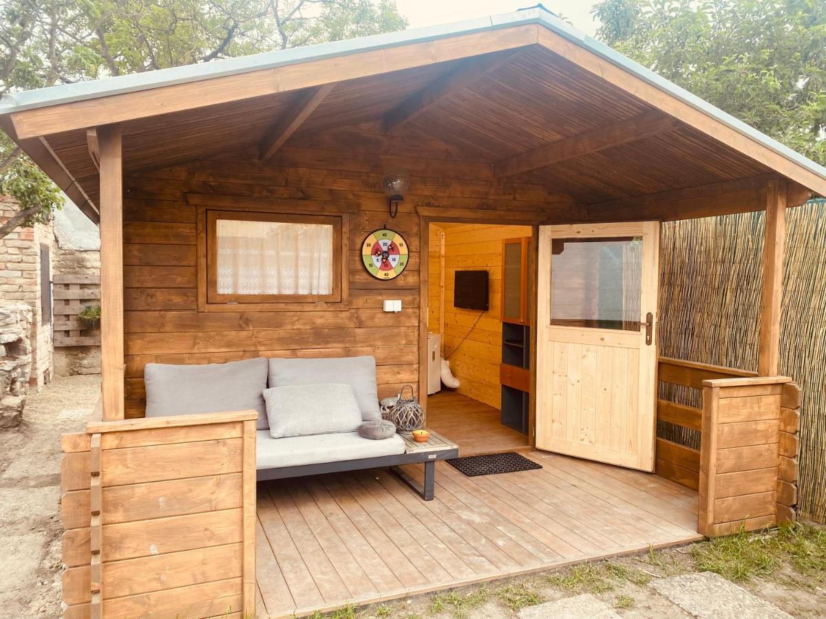 Chatky Daniel-Mikulov, A Private Campsite Just For You Exterior foto