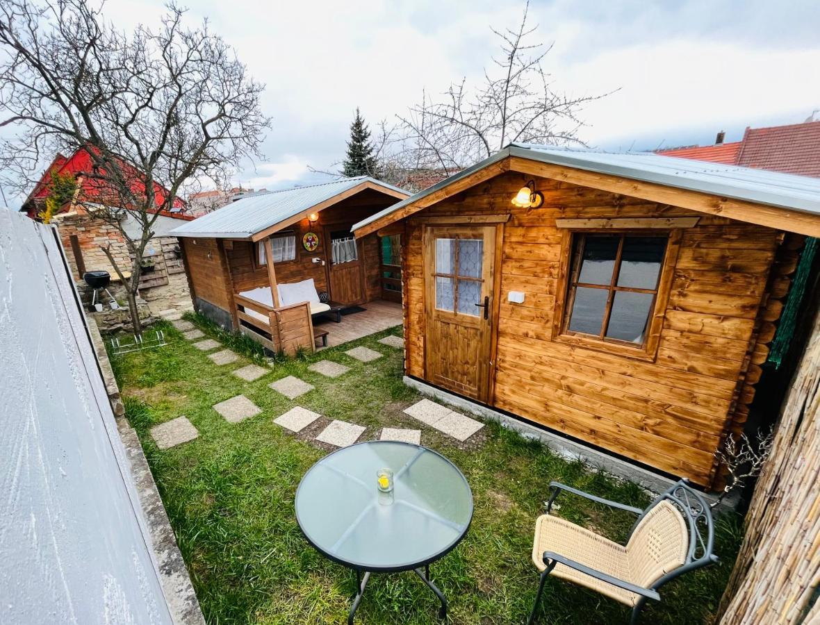 Chatky Daniel-Mikulov, A Private Campsite Just For You Exterior foto