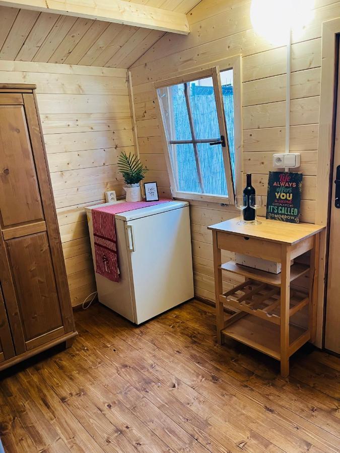 Chatky Daniel-Mikulov, A Private Campsite Just For You Exterior foto